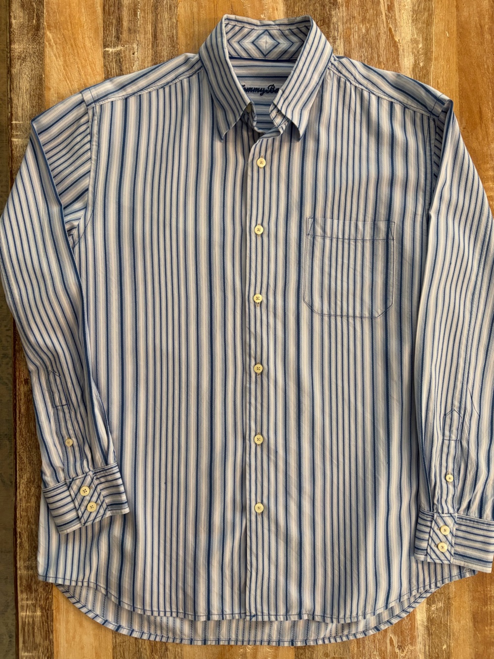 Tommy Bahama Men’s Medium Silk Cotton Striped Shirt Blue White Beach Resort Wear